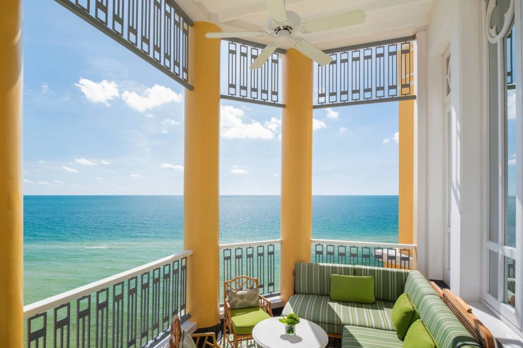 pqcjw-balcony-1566-hor-clsc